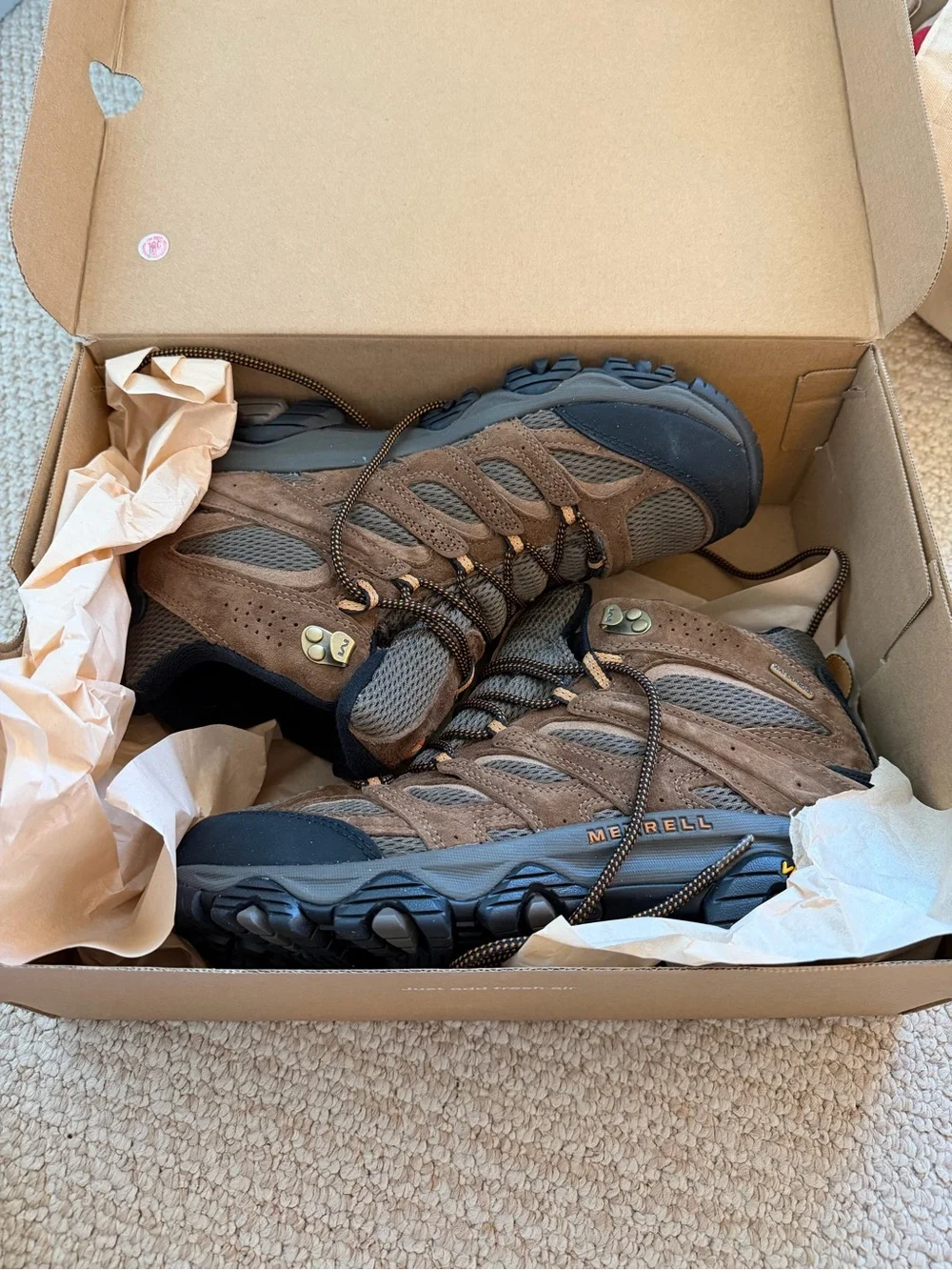 NWT Merrell Moab 3 Men’s